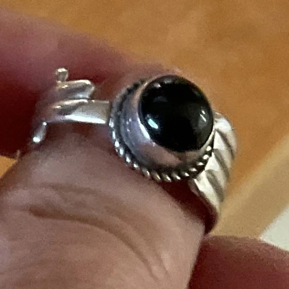 Sterling Silver 925 Black Onyx ring Size US 8.5